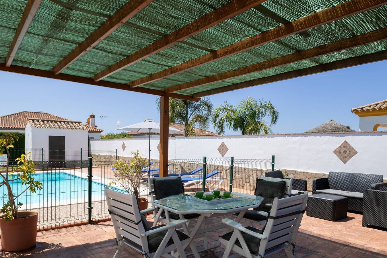 Casa de vacaciones 'Alfonso Manuel' con piscina privada, Wi-Fi y aire acondicionado in Conil de la Frontera, Costa de la Luz