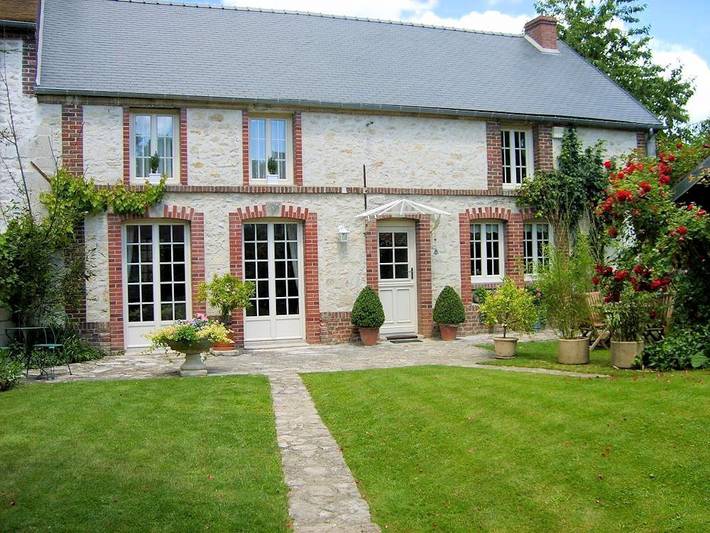 Chambre d’hôte pour 3 personnes, avec jardin dans Rocquemont