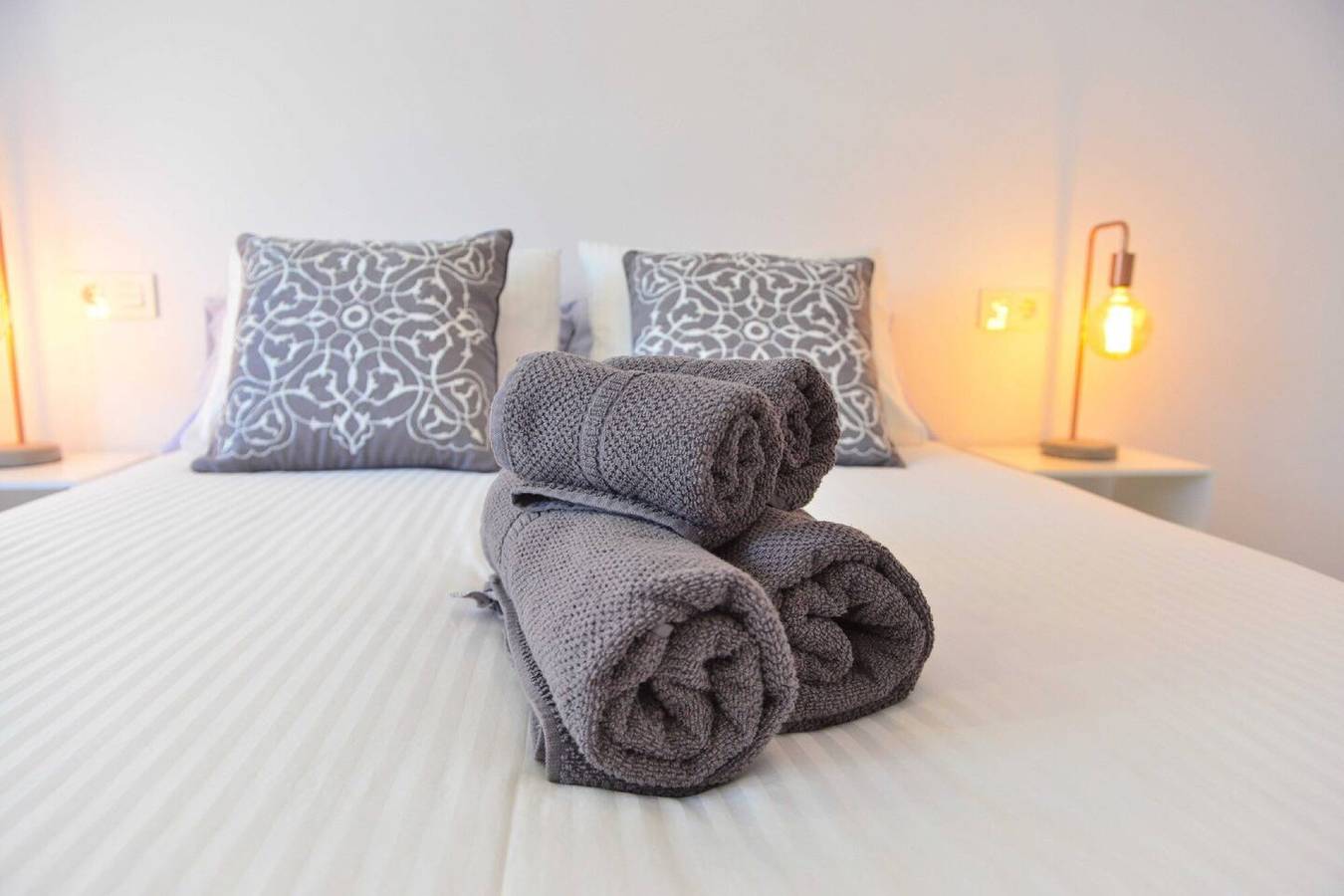 Apartamento inteiro, Casa de férias 'Apartamento Lena' perto da Praia com Wi-Fi in La Isleta, Las Palmas (Espanha)