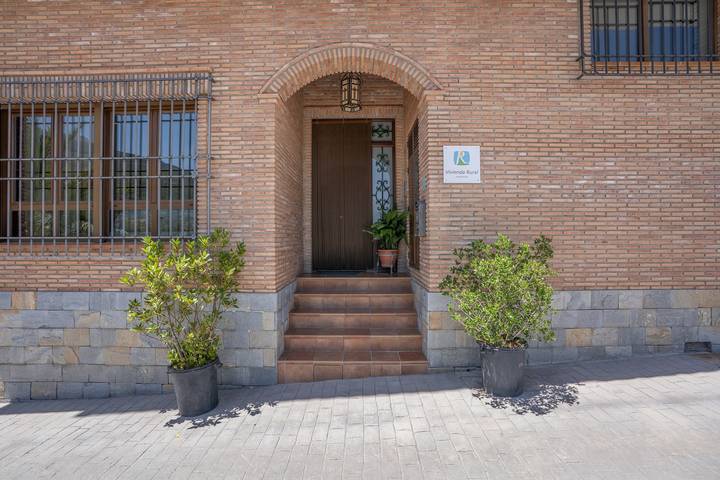 Entire apartment, Mulhacén Apartment with Mountain Views and Wi-Fi in Surroundings of Sierra Nevada, Güejar Sierra