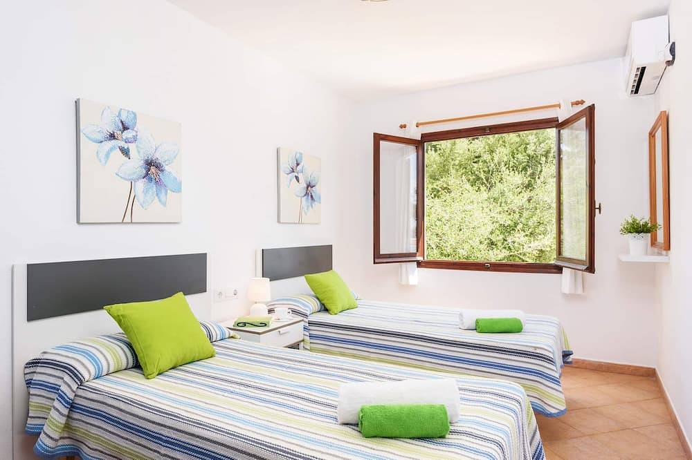 Villa Amapola by Villa Plus in Santo Tomas, Es Migjorn Gran