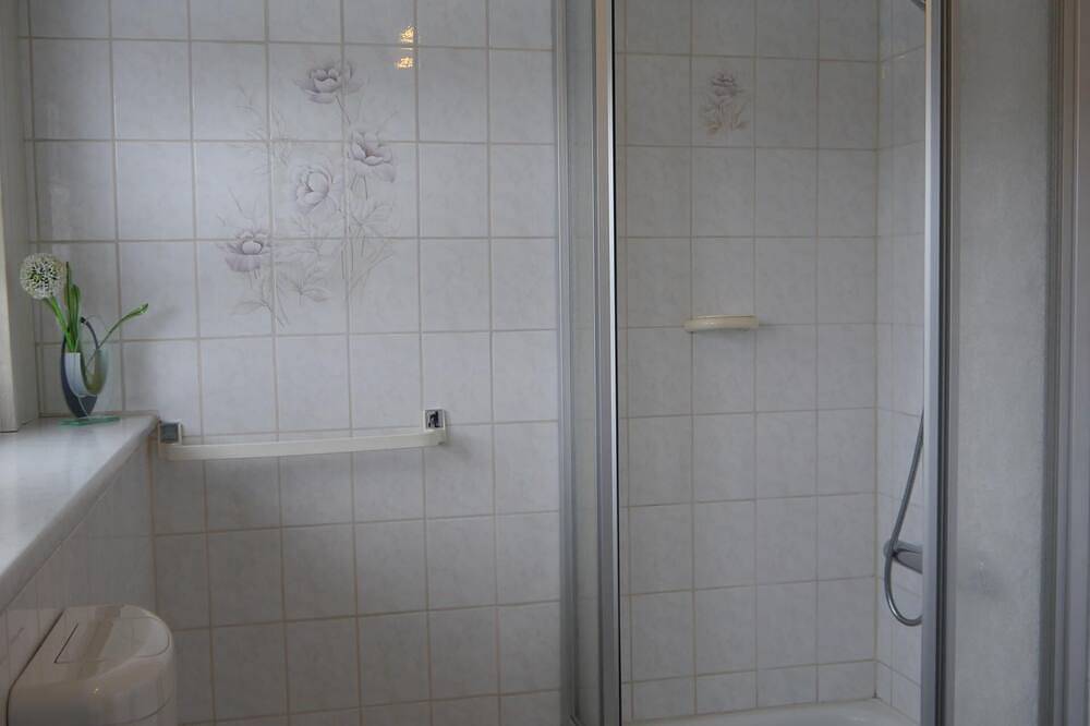 Ganze Wohnung, Ferienwohnung 56qm im Dachgeschoss in Moosbach, Naturpark Nördlicher Oberpfälzer Wald