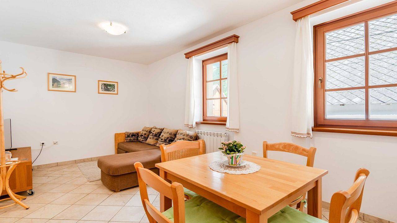 Apartamento vacacional entero, Ferienwohnung für 4 Personen (40 m²) in Log pod Mangartom in Bovec, Parque nacional del Triglav