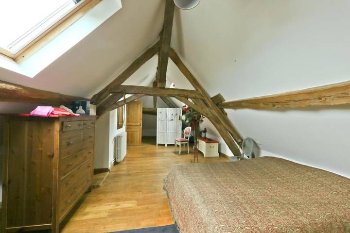 Maison d’hôte pour 5 personnes, avec Terrasse et Jardin dans Saint-Amand-Montrond - 4
