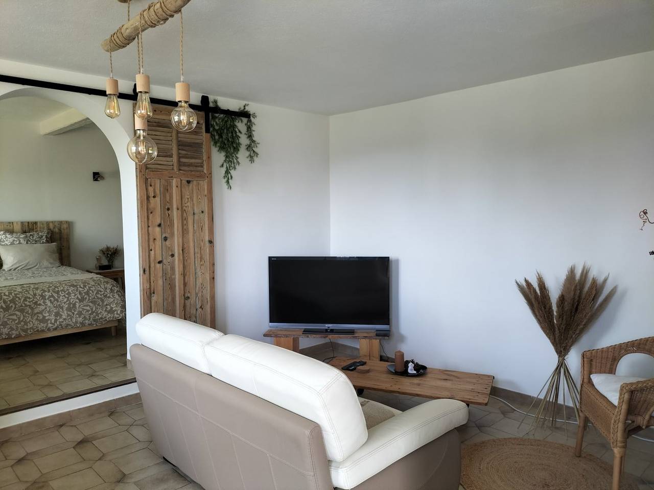 Appartement entier, Location rez-de-jardin, 4 pers. 2 chambres, Hyères Costebelle in Hyeres, Parc national de Port-Cros