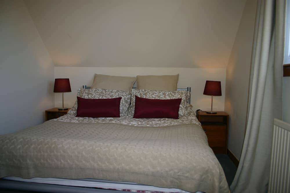 Church Cottage Holiday ist eine Doppelhaushälfte auf 2 Etagen, ein Stadthaus zur Selbstverpflegung in Ayr, Firth Of Clyde