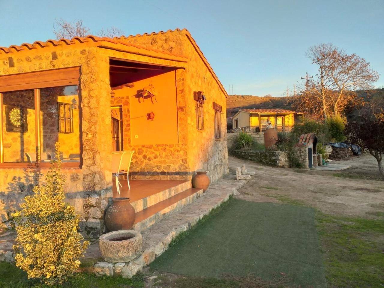 Three-Bedroom House in Montánchez, Provincia de Cáceres