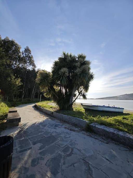Apartamento para 5 personas, con jardín y vistas en Cabana de Bergantiños
