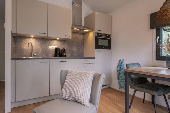 Ferienhaus für 2 Personen, mit Terrasse und Garten in Europa - 4