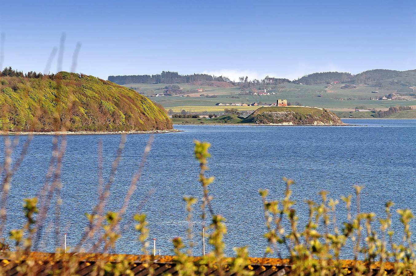 Beautiful home in Rønde w/ Wifi and 3 Bedrooms in Følle Strand, Djursland