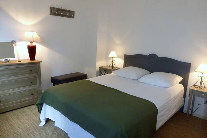 Location de vacances pour 6 personnes, avec jardin et terrasse à Gargas - 3