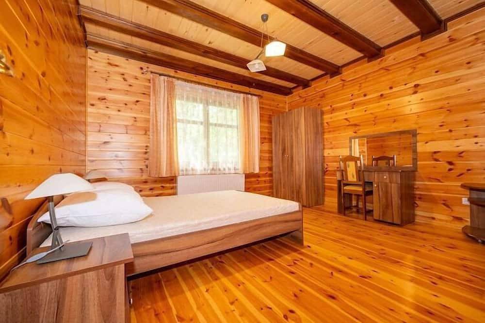 Komfortables Ferienhaus mit Kamin und Terrasse in Bobolin, Powiat Sławieński