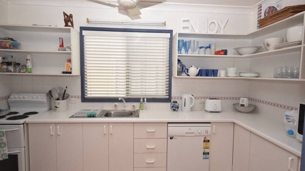 Serene Beach Cottage by Holidayco. in Pearl Beach, New South Wales