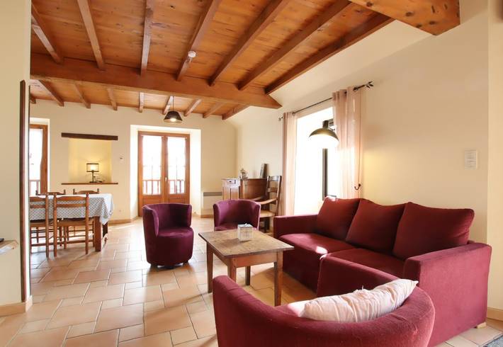 Gîte pour 6 personnes, avec terrasse et jardin dans Vallée d'Ossau - 4