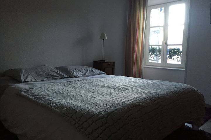 4 * encanto rural, corazón del pueblo viejo, terraza, wifi, in Besse-et-Saint-Anastaise, Parque Natural Regional Volcans d'Auvergne