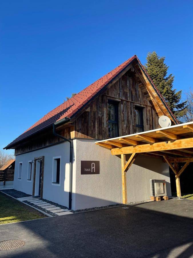 Three-Bedroom Chalet in Steirerland