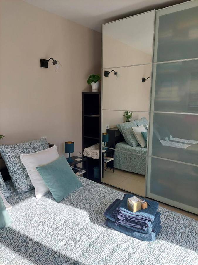 Two-Bedroom Suite in Nans-les-Pins, Région de Brignoles
