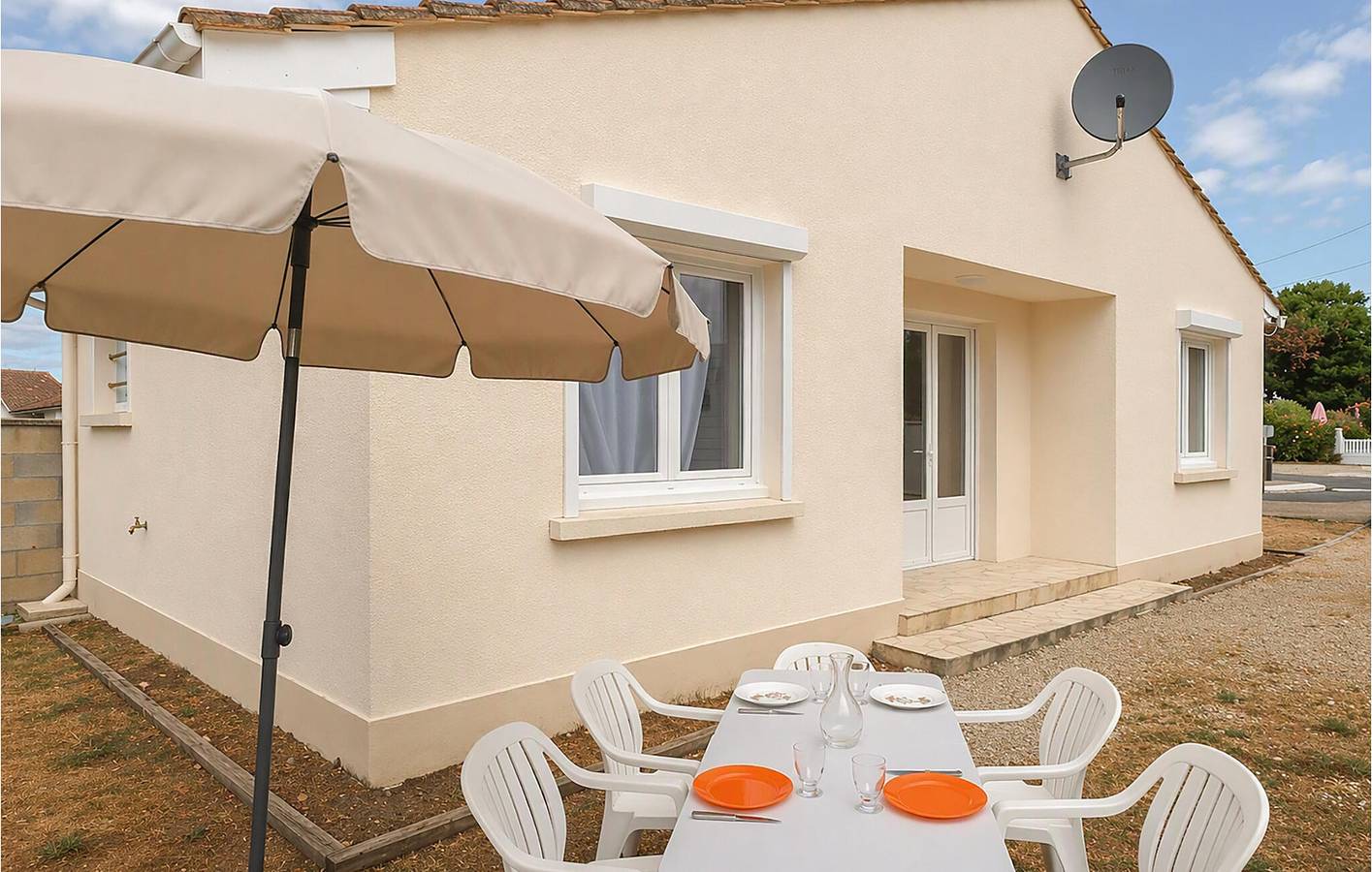 Encantador apartamento de 1 dormitorio: a 500 m de la playa, con wifi y aparcamiento incluidos in Vendays-Montalivet, Parque natural regional del Médoc