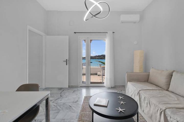 Appartement de vacances pour 3 personnes, avec Balcon ainsi que Terrasse et Vue