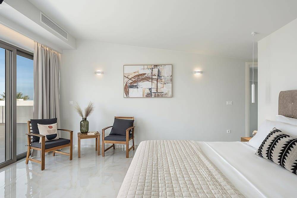 Fivi Luxury Villa, with Heated Pool & Seaviews in Tavronitis, Chania und Umgebung