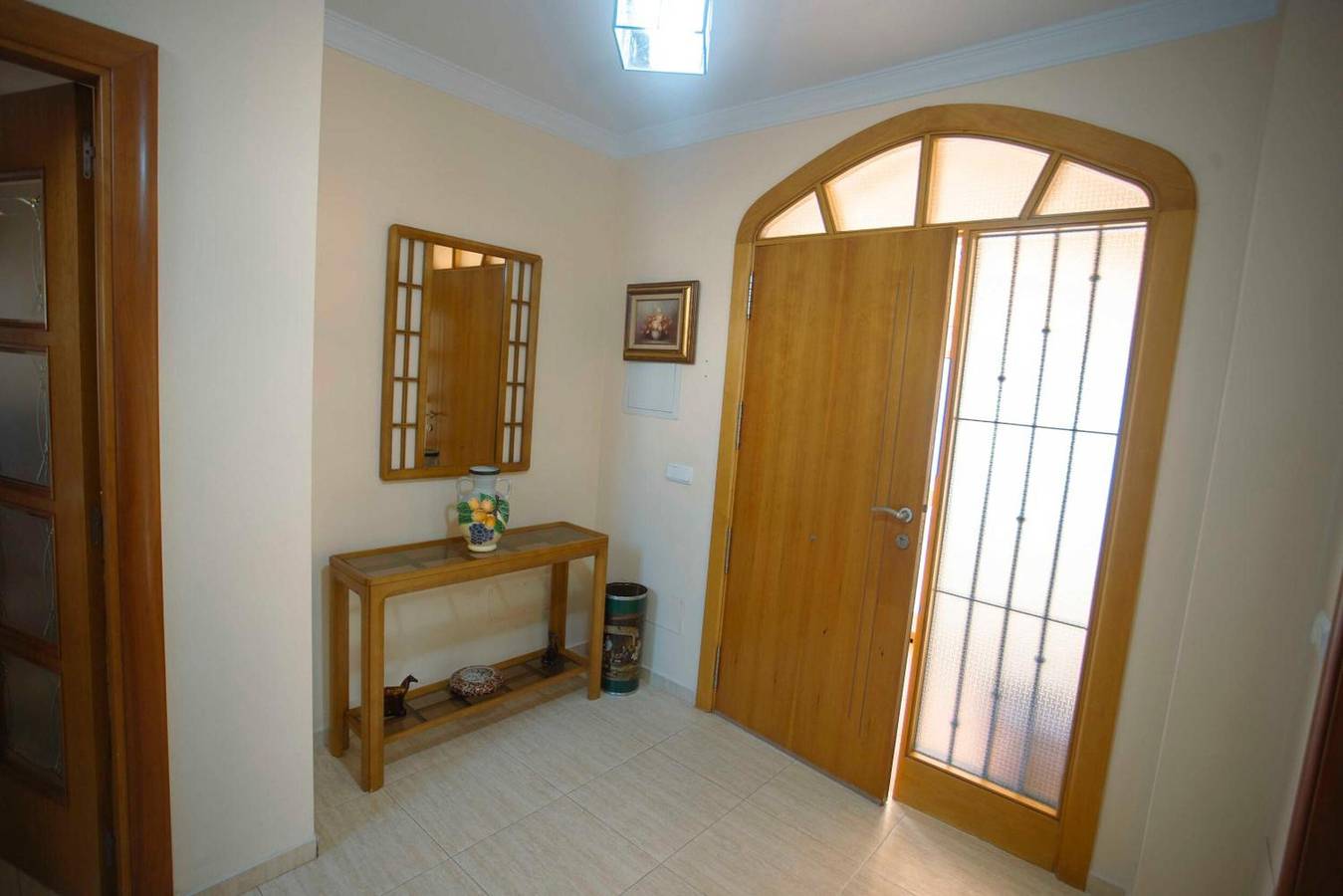 Villa Ilusión Rincón – Helles, gemütliches Refugium an der Costa del Sol mit Terrasse & Grill in Rincón de la Victoria, Costa del Sol