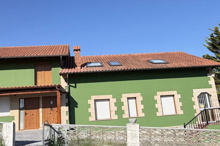 Ganze Wohnung, R2R Casa Los Abuelos C19A02 in Miengo, Kantabrische Küste