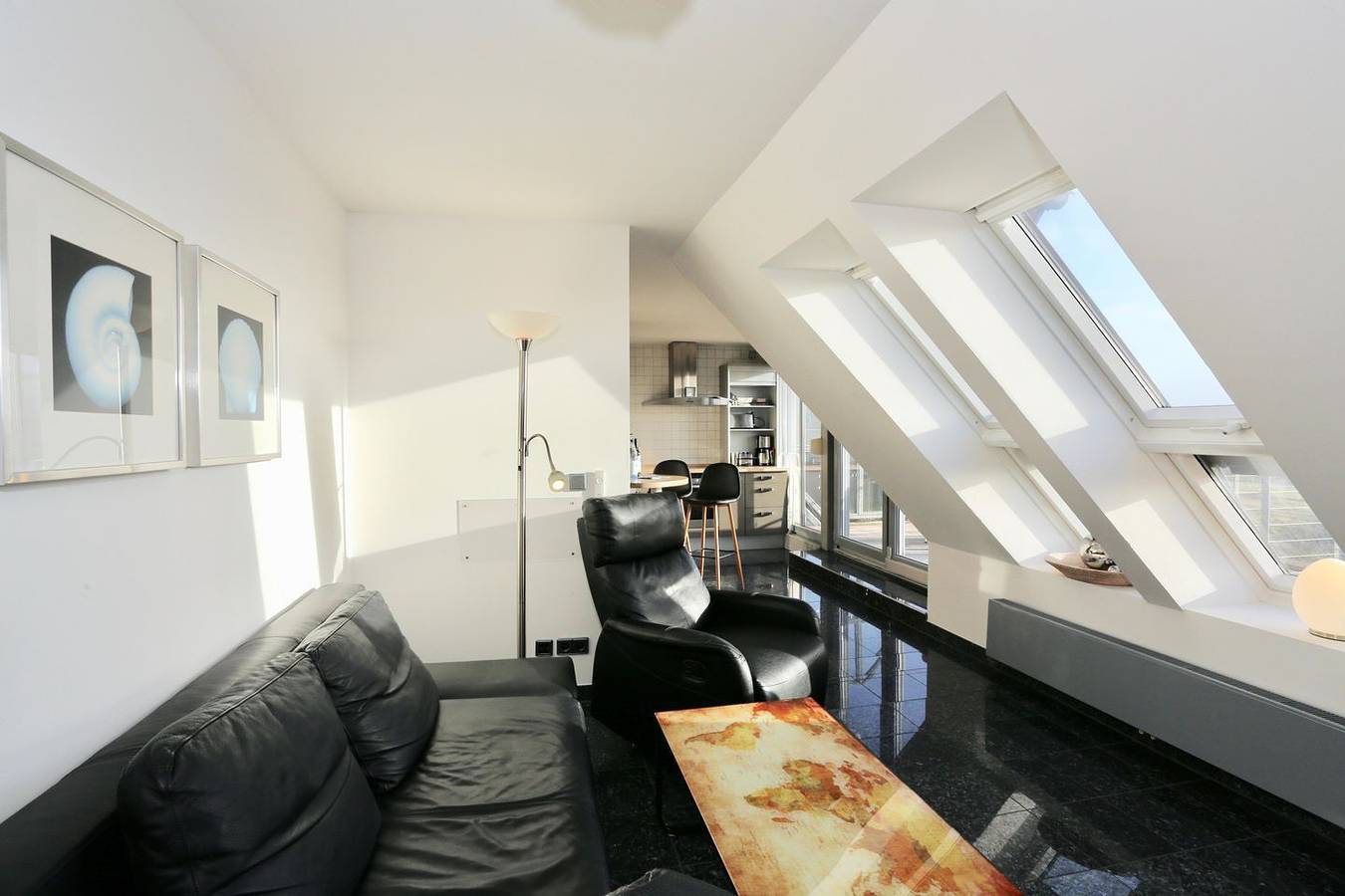 Ganze Wohnung, Zentrales, ruhiges Maisonette-Appartement mit Wattblick – für Familien & Paare in Juist