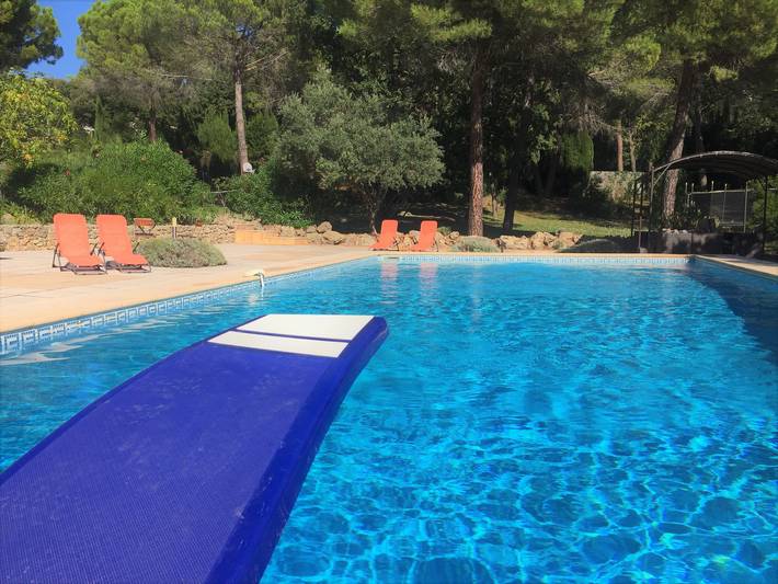 Gîte pour 8 personnes, avec piscine à Bagnols-en-Forêt - 3