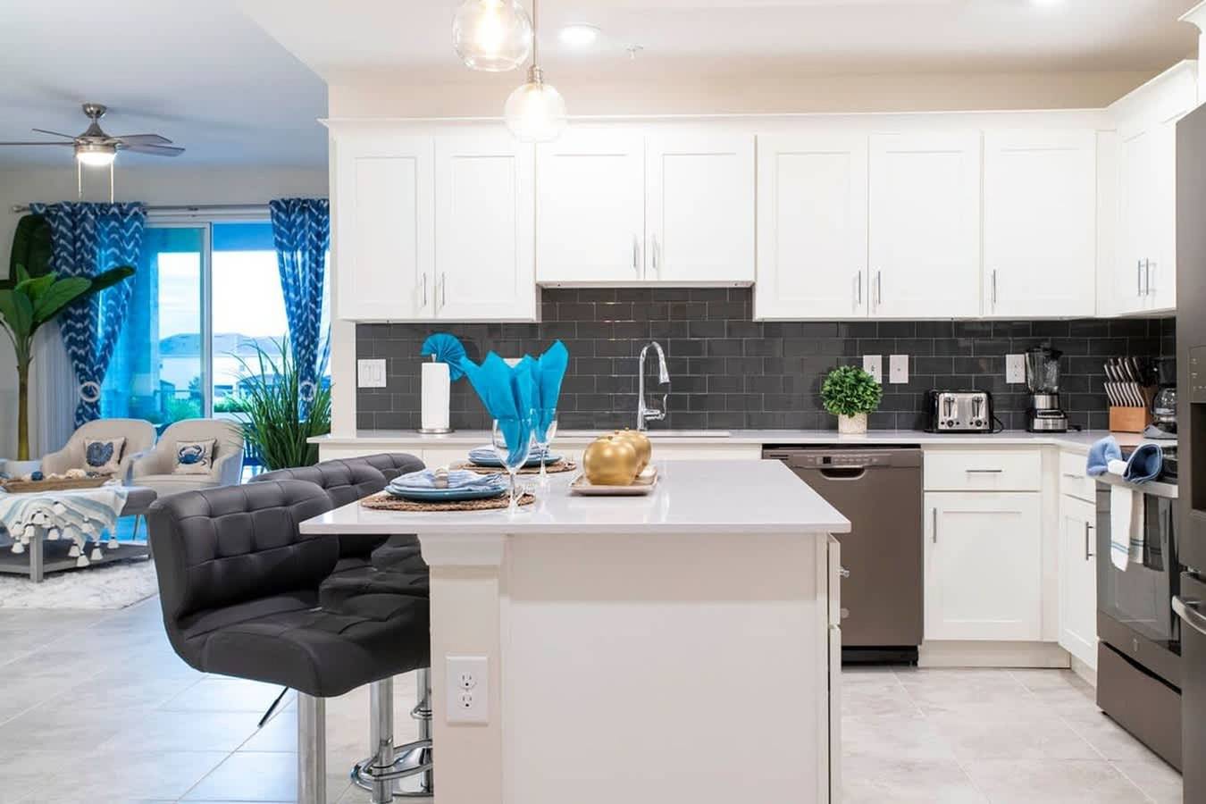 Apartamento entero, Luxurious 3Bd 8 Guests  Storey Lake Resort Close to Disney 201 3131 in Condado de Osceola