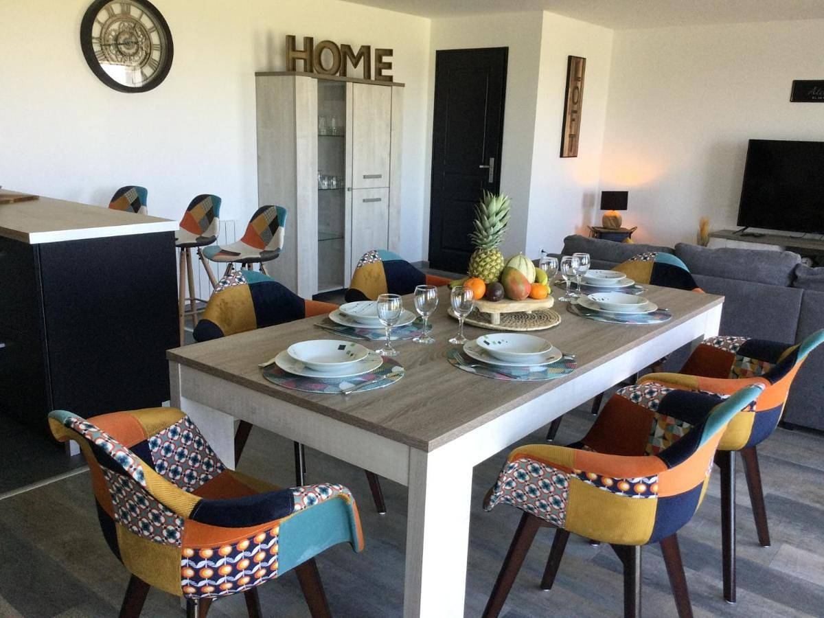 Two-Bedroom House in Saint-Inglevert, Région de Boulogne-sur-Mer