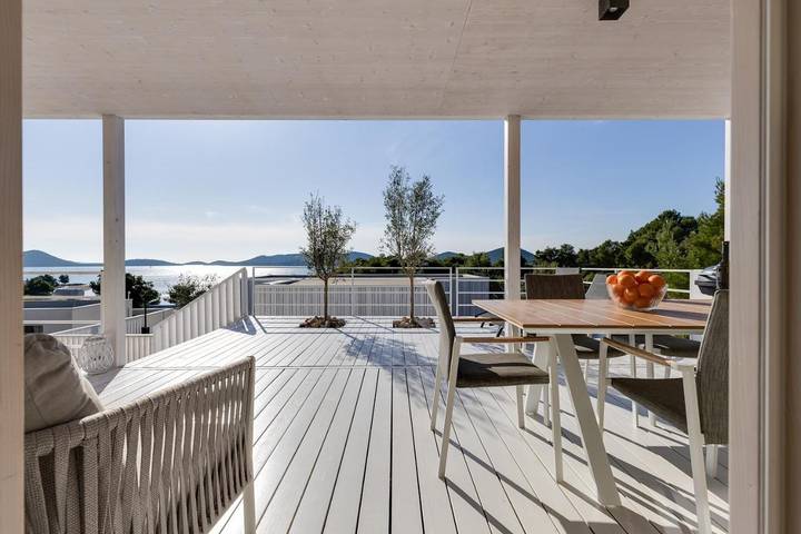 Villa pour 6 personnes, avec piscine ainsi que jacuzzi et balcon, adapté aux familles à Drage (Pakoštane) - 3