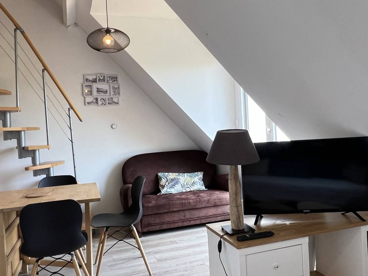 Ganze Wohnung, Strandnahe Wohnung mit Mezzanin in ruhiger Lage und direktem Strandzugang, ideal für Familien in Cabourg, Caen und Umgebung