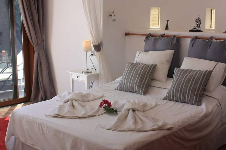 Delightful child friendly 3 bed villa with fabulous sea views ,hot tub & air con in Guime, San Bartolomé