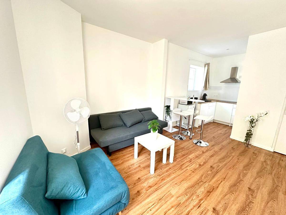 Appartement entier, Studio cosy face à l'église in Le Mas-d'Agenais, Région de Marmande