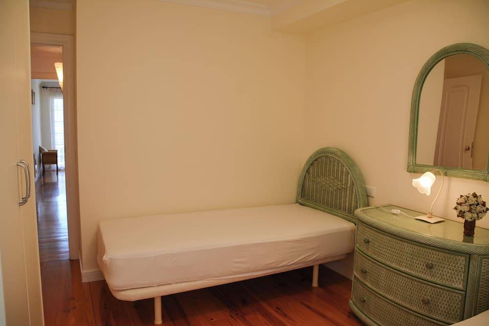 Apartamento entero, R o m p e o l a s  - Solo Familias in Playa de Gandía, Costa de Valencia