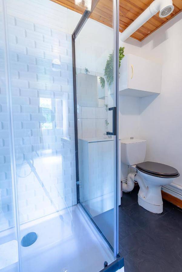 Appartement entier, La Rosée - Studio Campagne à 50m des Thermes - Vue jardin, Wifi, Smart Tv in Bourbonne-les-Bains, Haute-Marne