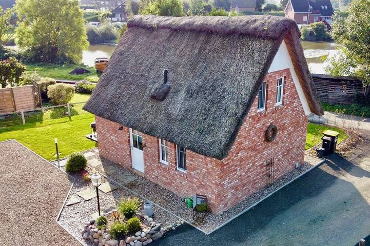 Ferienhaus für 4 Personen, mit Terrasse und Garten in Wischhafen - 3