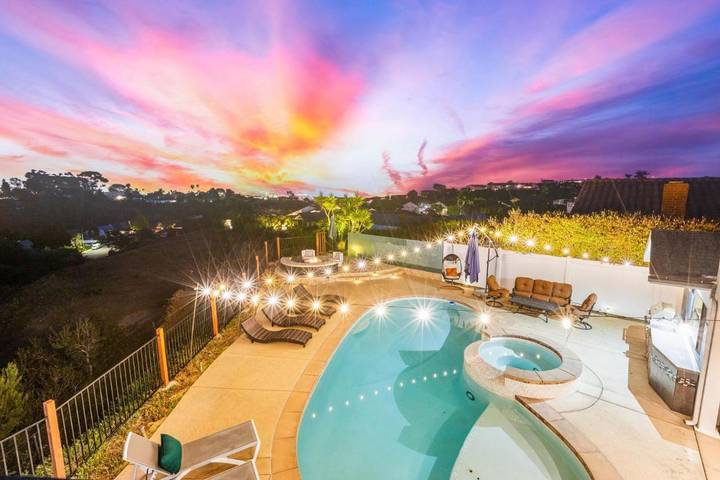 Chalet para 14 personas, con jardín y piscina además de vistas y terraza - 1