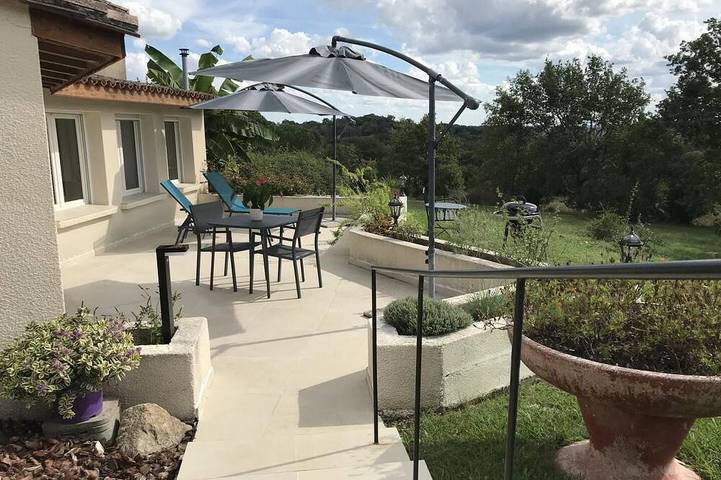 Location de vacances pour 2 personnes, avec jardin, animaux acceptés à Tabanac