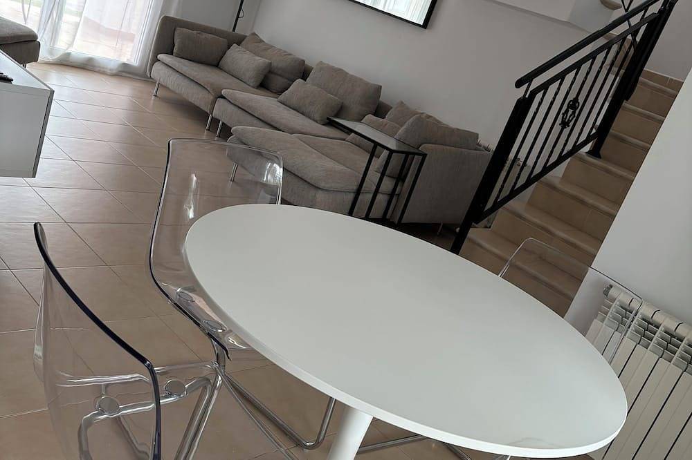 Modern villa with private pool on 5 star Golf Resort in Mar Menor Polaris World, Mar Menor