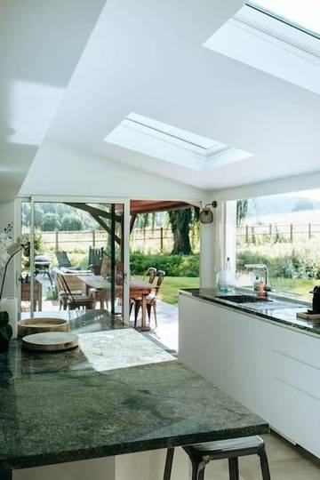 Location de vacances pour 10 personnes, avec jardin ainsi que vue et terrasse à Pennedepie