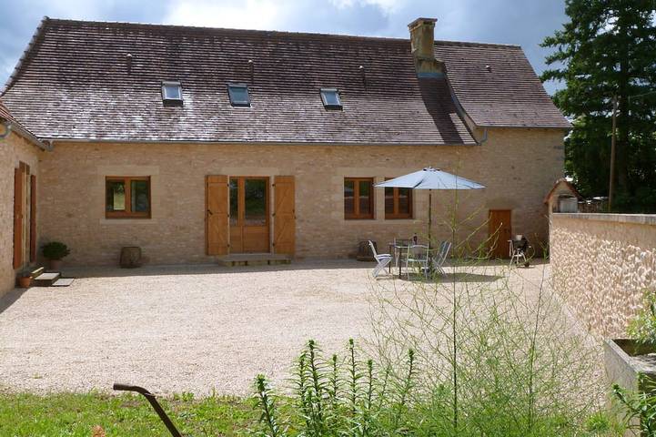 Ferienhaus für 6 Personen, mit Terrasse und Garten