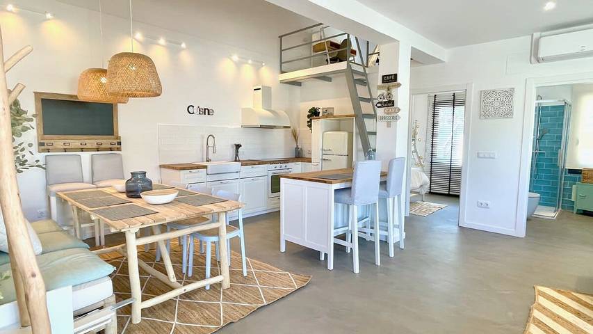 Casa de vacaciones para 6 personas, con jardín y vistas al mar - 1