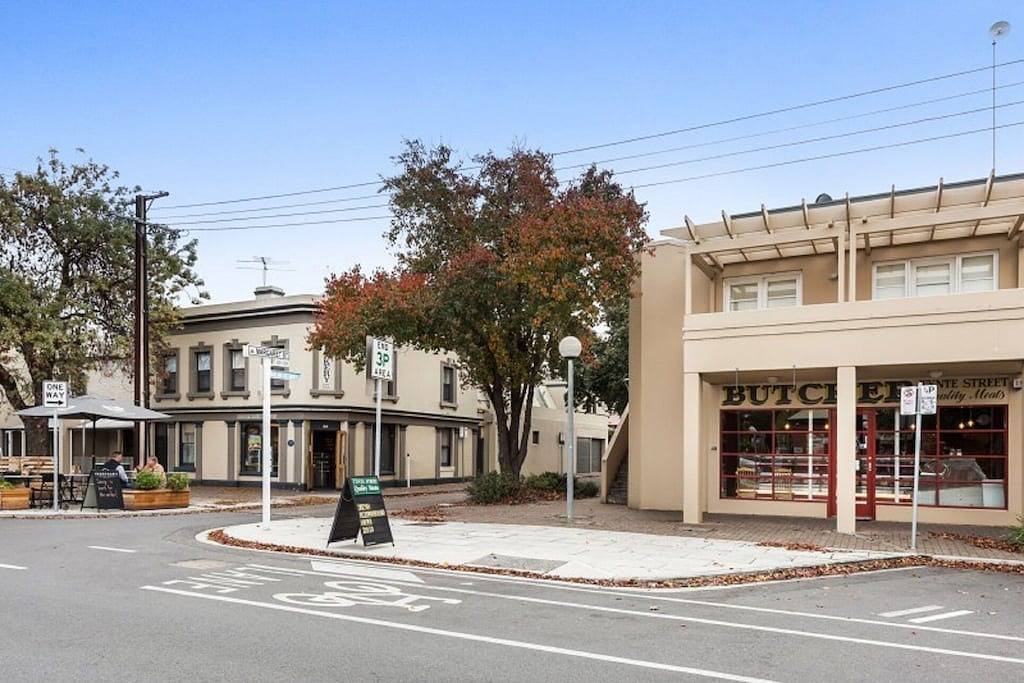 Geräumiges 2Br Townhouse - im malerischen Norden von Adelaide gelegen - in der Nähe der Stadt in North Adelaide, Adelaide
