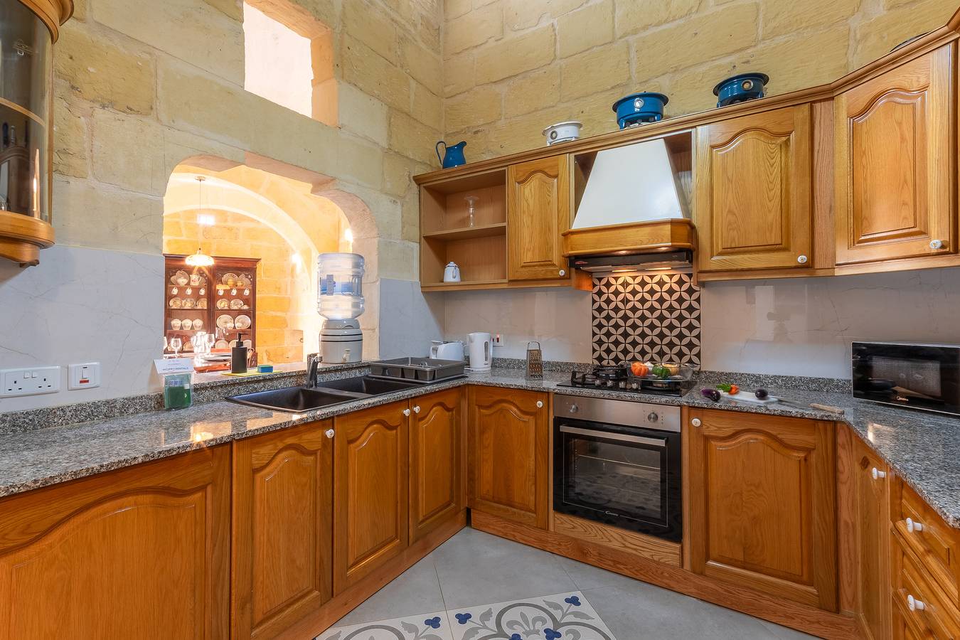 Surwig Gozitan Villa & Pool in Kercem, Gozo (Malta)