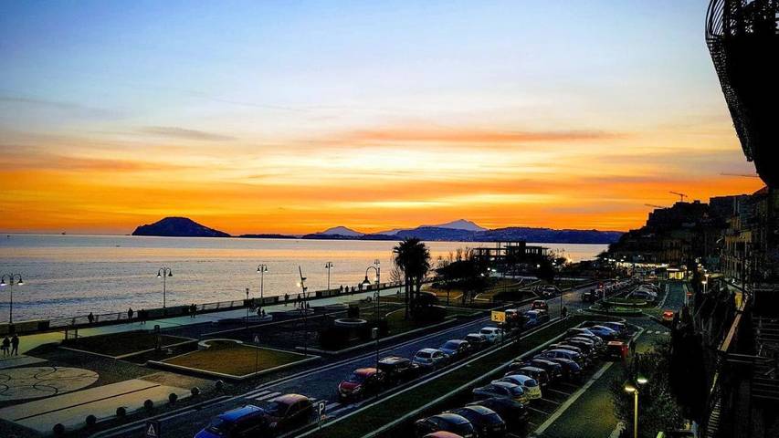 Casa vacanza per 5 persone, con Balcone e Terrazza nonché Panorama a Pozzuoli