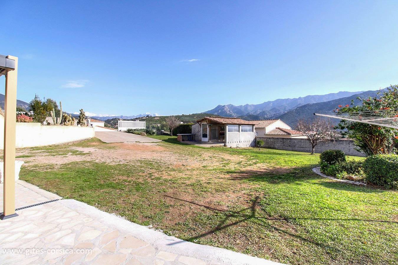 Petra rossa in Peri, Ajaccio und Umgebung