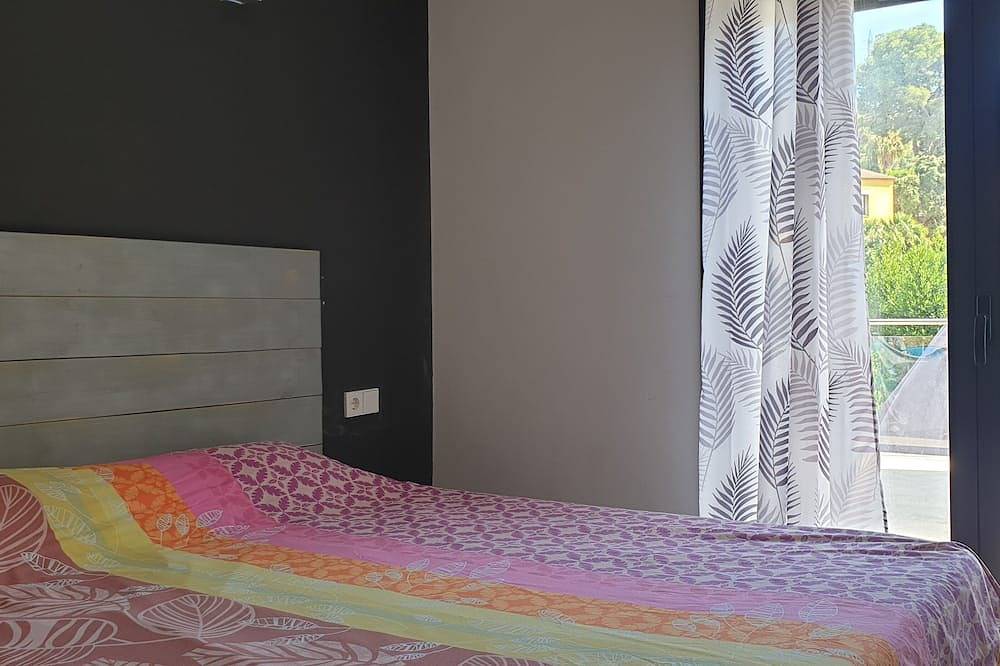 Maison Moderne Piscine Privée 4kms des Plages in Calafell, Costa Dorada