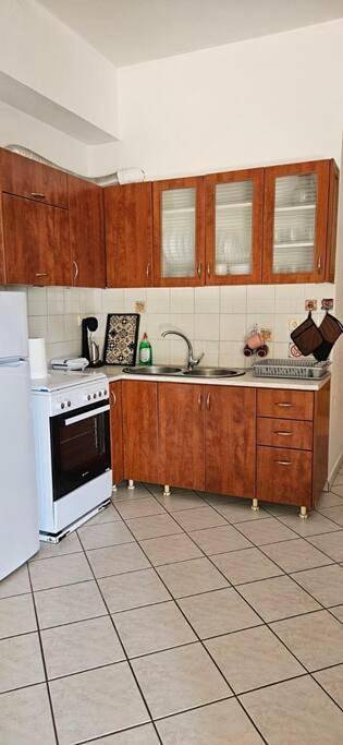 Appartement entier, One-Bedroom Apartment in Lamia, Région de Phthiotide