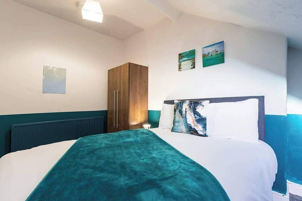 Hull Largest 6 Bedrooms House in Kingston-upon-Hull, Yorkshire and the Humber